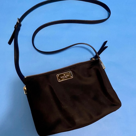 Kate Spade ♠️ crossbody - Picture 1 of 6